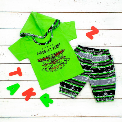 Костюм для мальчика с шортами зеленый