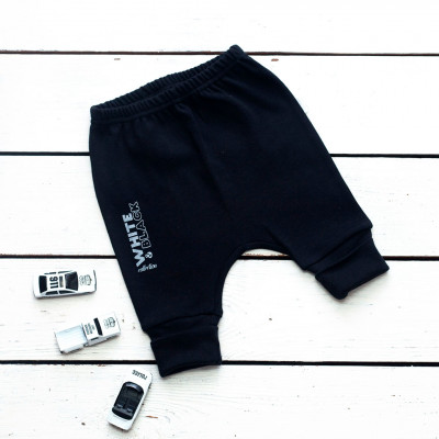 Спортивные штаны для малышей черные