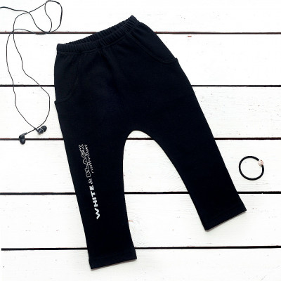 Спортивные штаны черные