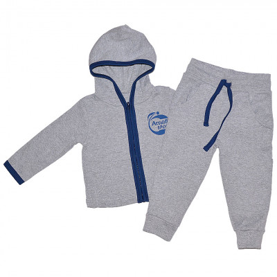 Спортивный для мальчика костюм