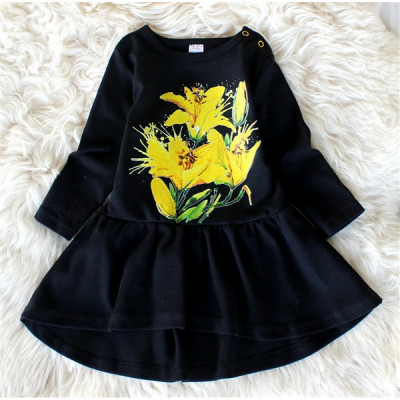 Платье черное с лилиями