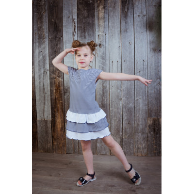 Платье с оборками снизу