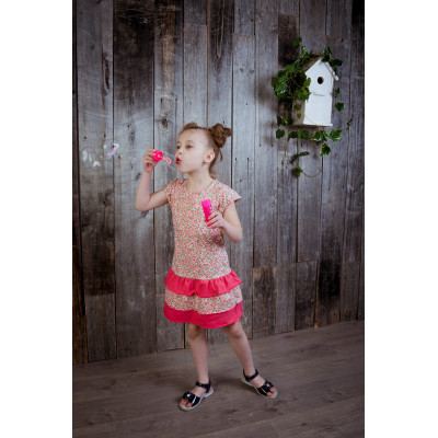 Платье с оборками снизу, розовое