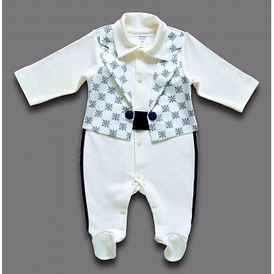 Праздничный комбинезон на выписку для мальчика