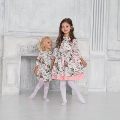 Платье пышное с розами