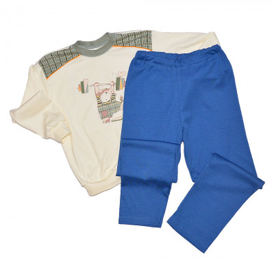 Для мальчика пижама с синими штанами