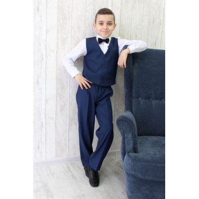 С жилетом костюм синий в клетку для мальчика