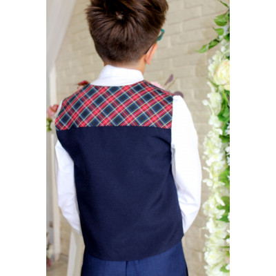 Жилетка шотландка для мальчика