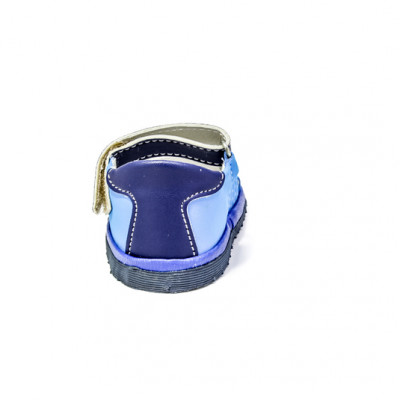 Сандалии на липучке для мальчика