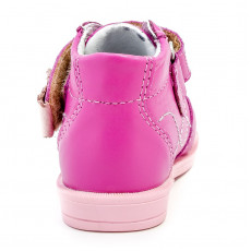 Ботинки ясельные розового цвета