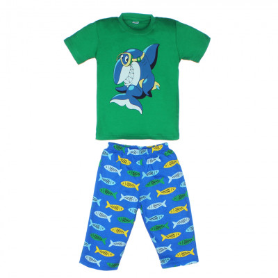 Бриджи и футболка с акулой