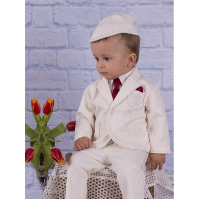 Белый костюм Джентльмен с ярким галстуком