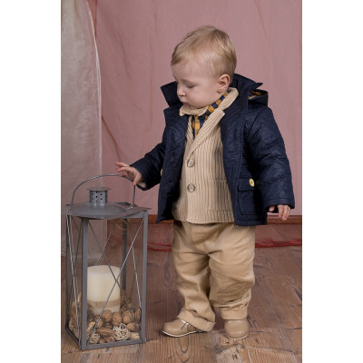 Стеганная куртка с капюшоном для мальчика